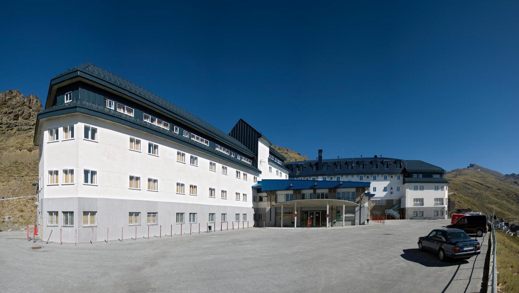 Albergue Inturjoven Sierra Nevada Dış mekan fotoğraf