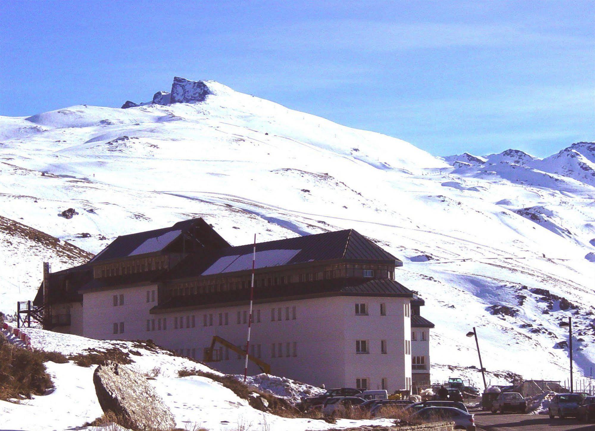 Albergue Inturjoven Sierra Nevada Dış mekan fotoğraf