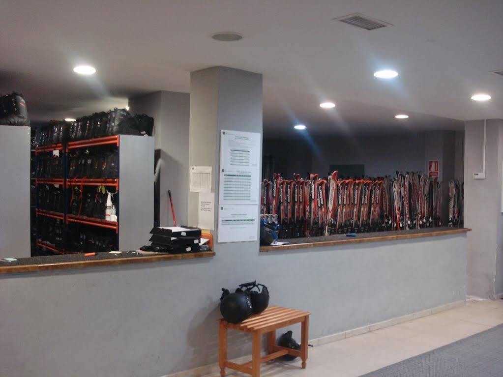 Albergue Inturjoven Sierra Nevada Dış mekan fotoğraf